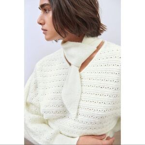 Zara NWT Bow Collar Knit Sweater White Cream Chunky Size S